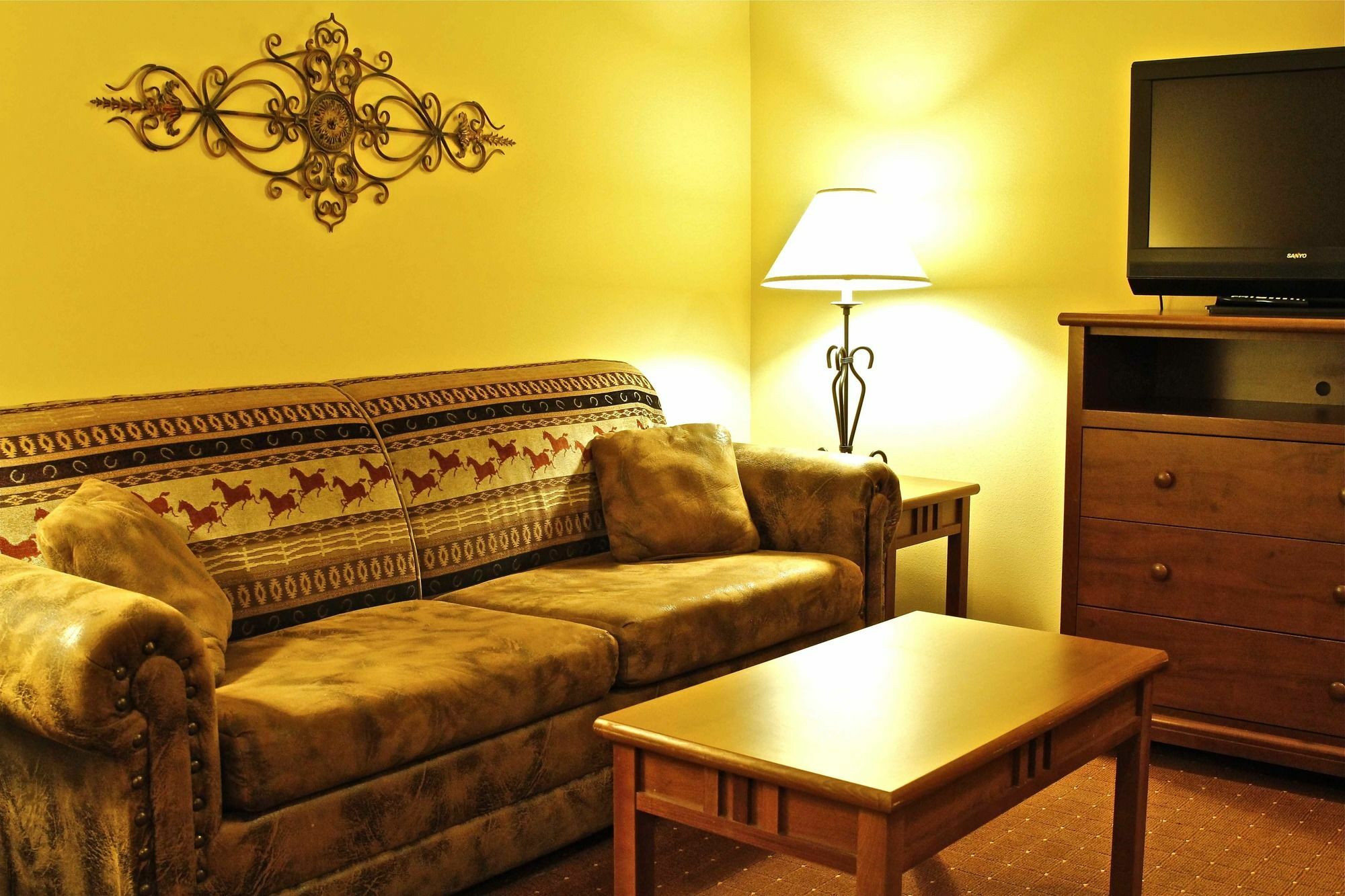 Arbuckle Lodge Gillette